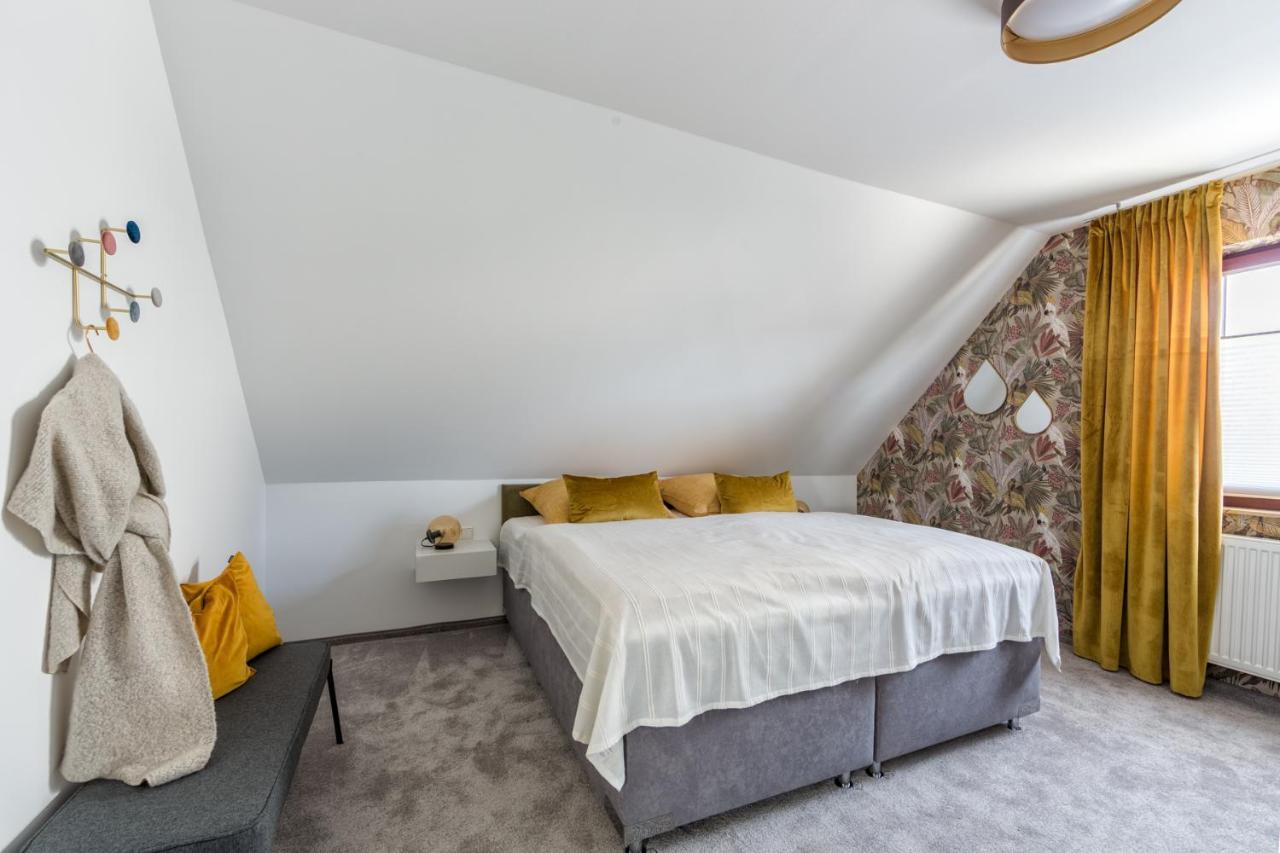 Ferienwohnung Albblick Holzmaden Exterior photo
